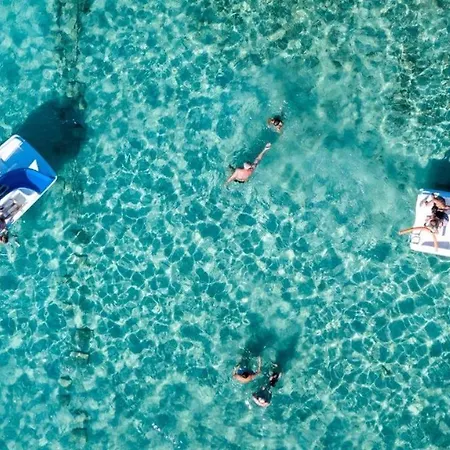 Beachfront On Sea Apartmán