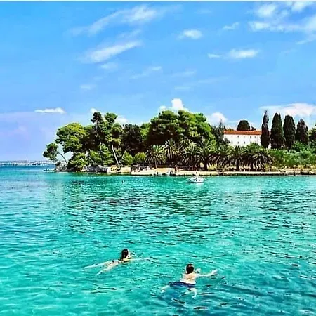 Beachfront On Sea Apartmán